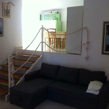 Appartement Tutini Dvori à Primošten Extérieur photo
