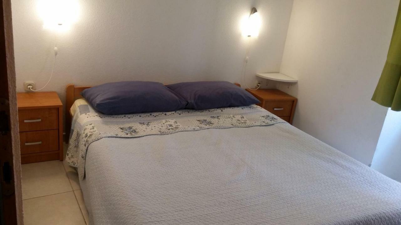 Appartement Tutini Dvori à Primošten Extérieur photo