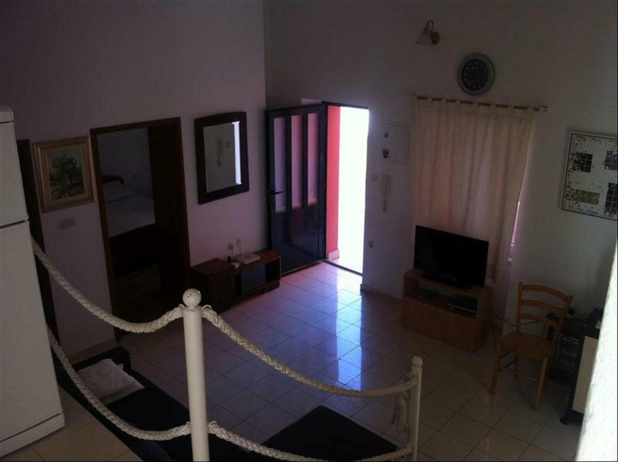 Appartement Tutini Dvori à Primošten Extérieur photo